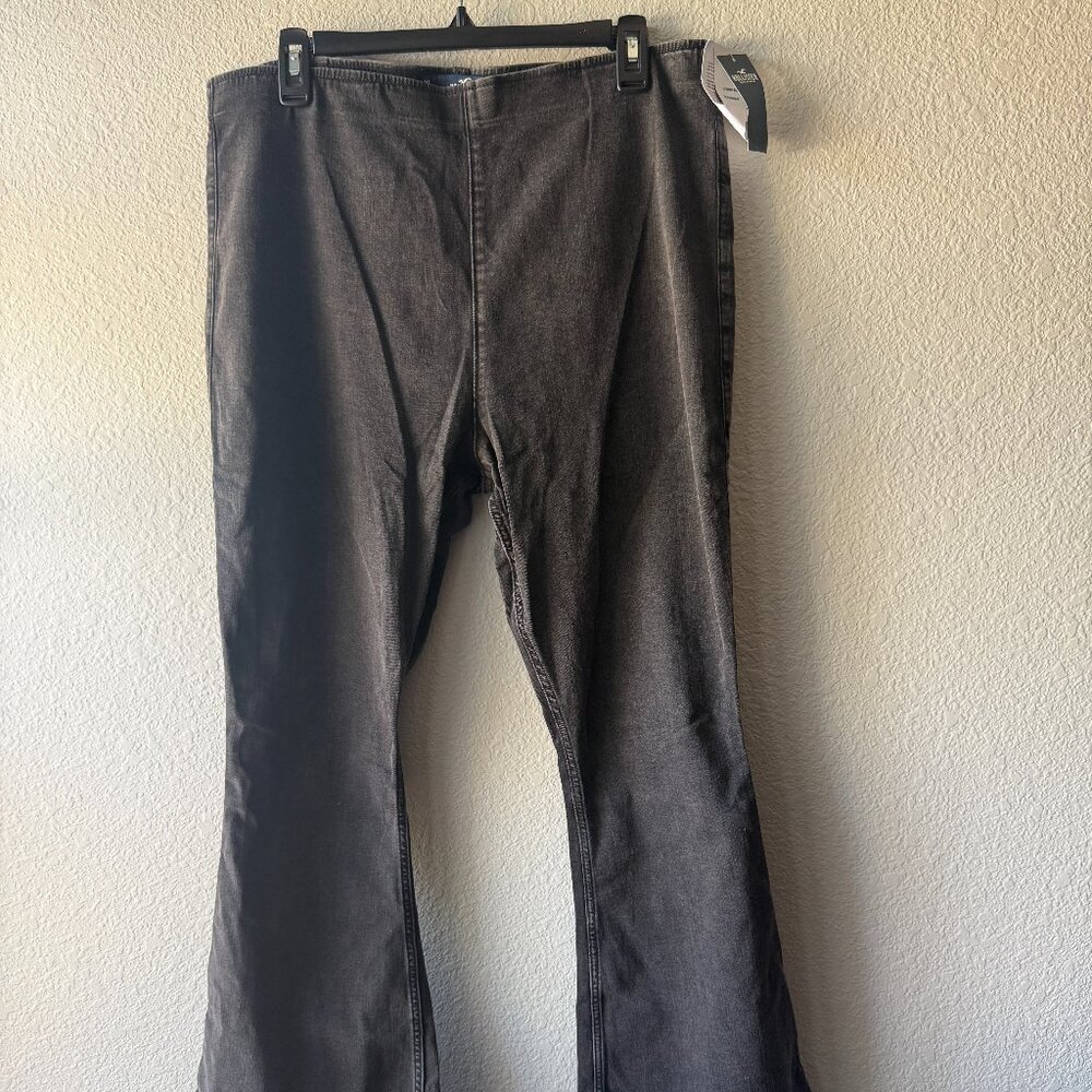 Juniors Hollister Ultra High Rise Flare Leg Pull On SIZE:XL